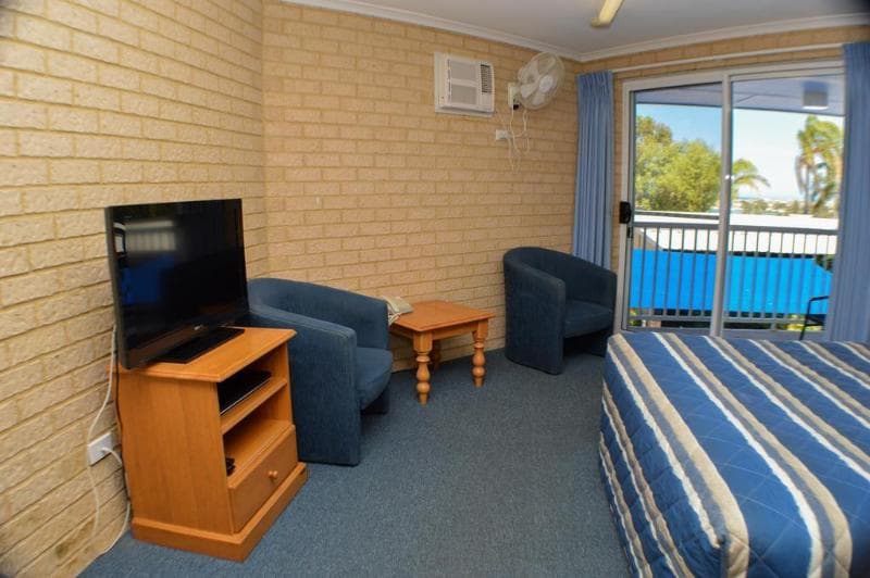 Kalbarri Seafront Villas 3