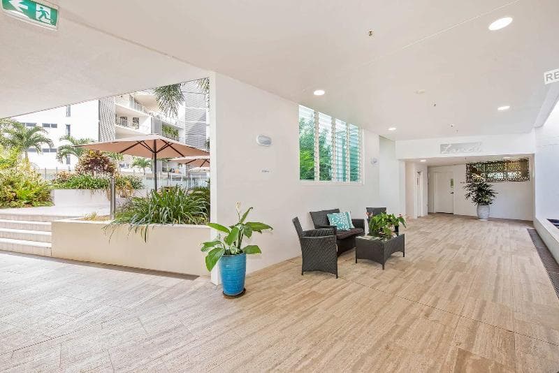 Lanai Riverside Apartments photo 1