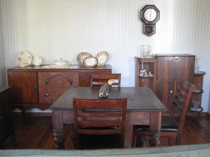 Lovedale Cottages 4