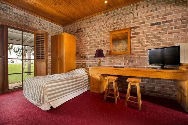 Macquarie Inn main