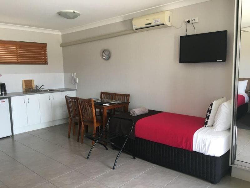 Main Street Motel Hervey Bay photo 1