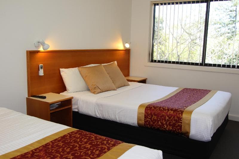 Pioneer Way Motel 2