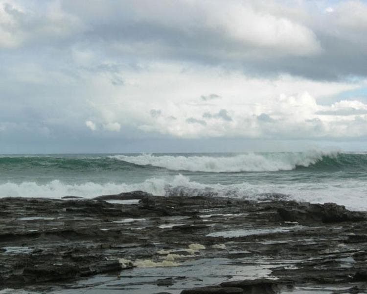 Points South By The Sea photo 1
