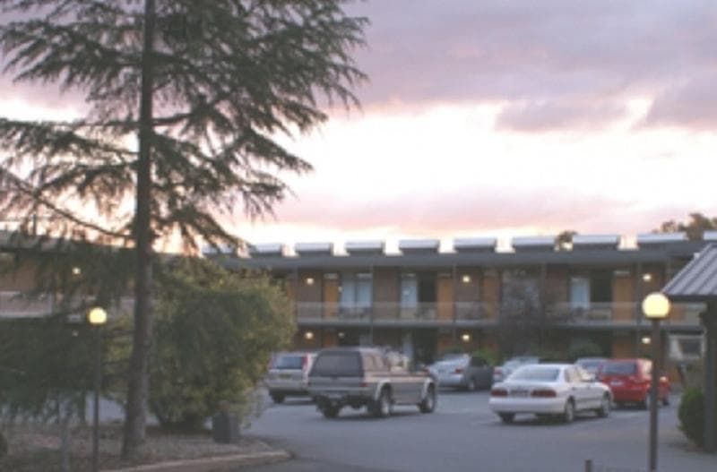 Red Cedars Motel 5