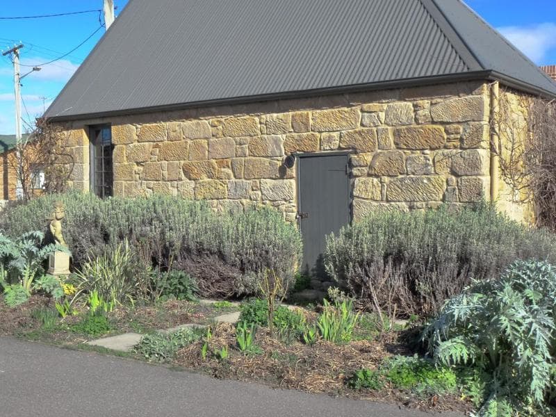 Red Feather Inn (Adults Only) 4