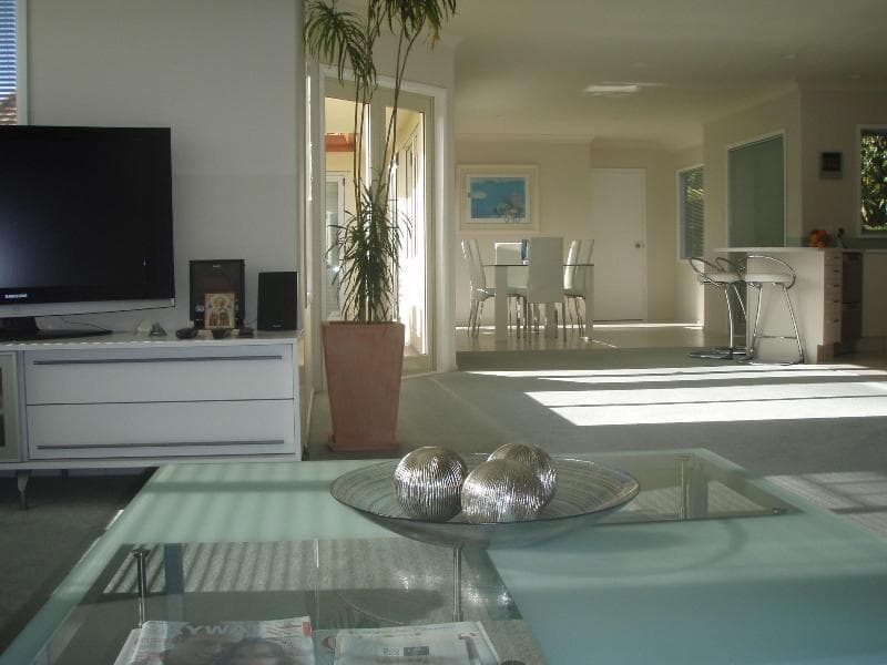 Seascape Villa Bed & Breakfast (Adults Only) 4