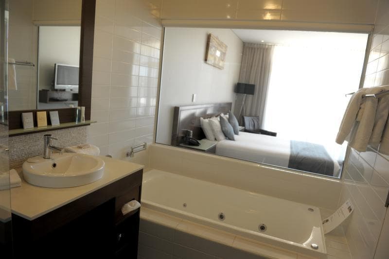 Sfera's Park Suites & Convention Centre 1