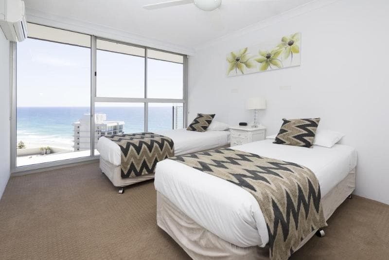 Sunbird Beach Resort Gold Coast 3