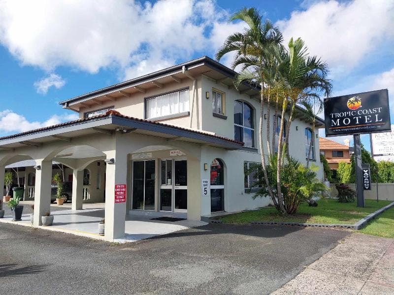 Tropic Coast Motel 3