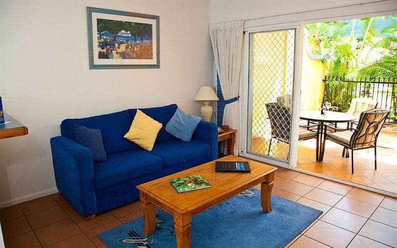The York Beachfront Holiday Apartments (Adults Only) 4