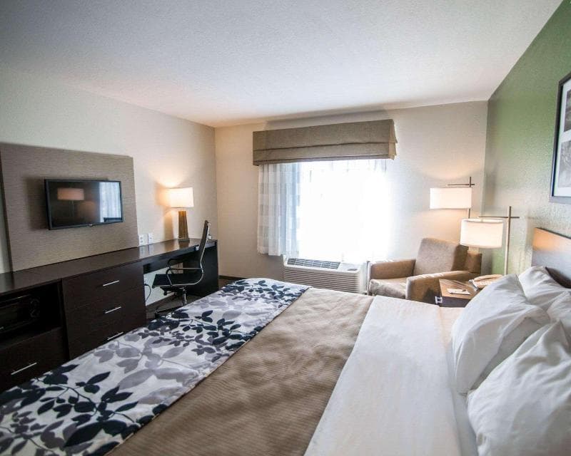 Sleep Inn & Suites & Conference Center photo 1