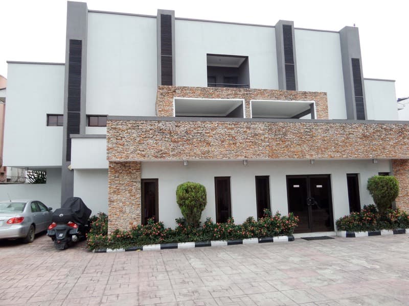 S&S Hotels And Suites 2