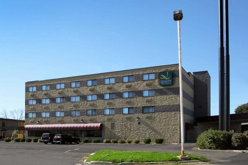 Comfort Inn & Suites, Beaver Dam photo 1