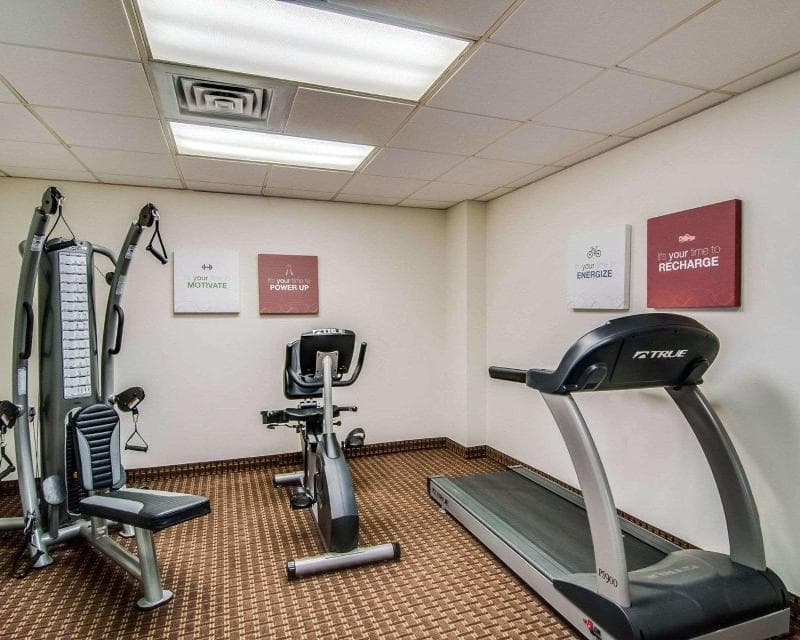 Comfort Inn & Suites photo 1