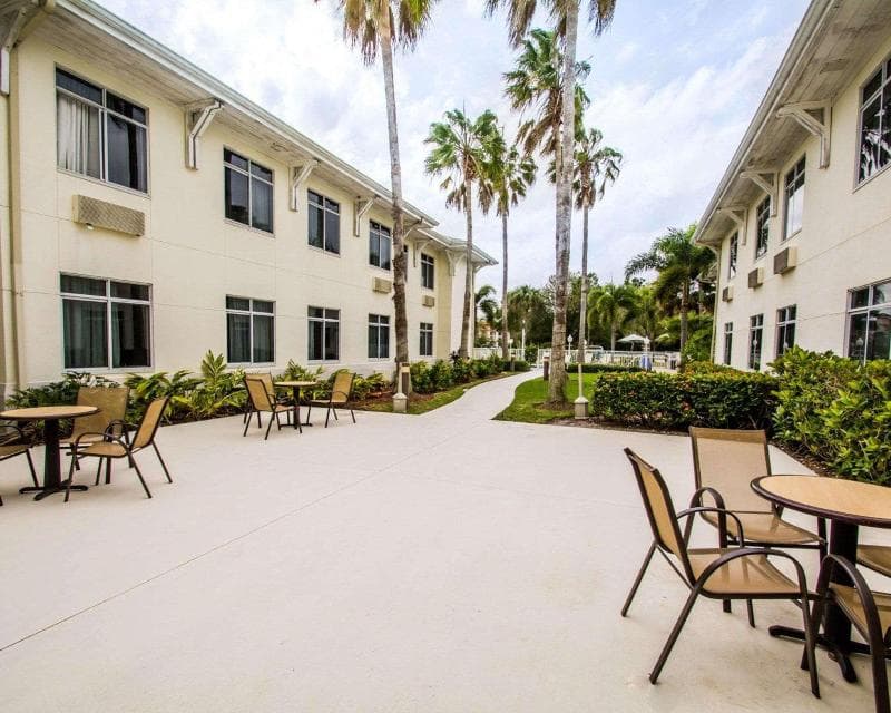 Sleep Inn At Pga Village 4