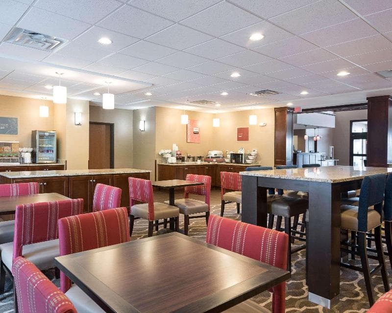 Comfort Suites Bridgeport - Clarksburg 4