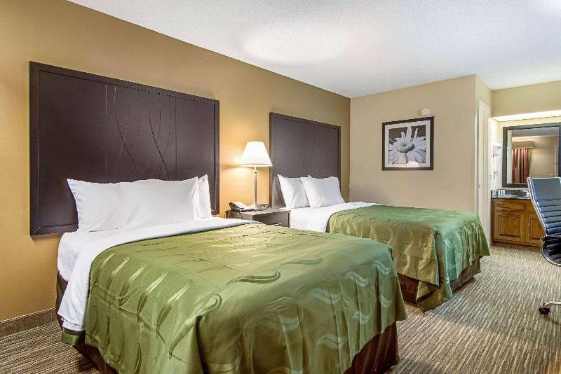 Quality Inn 5