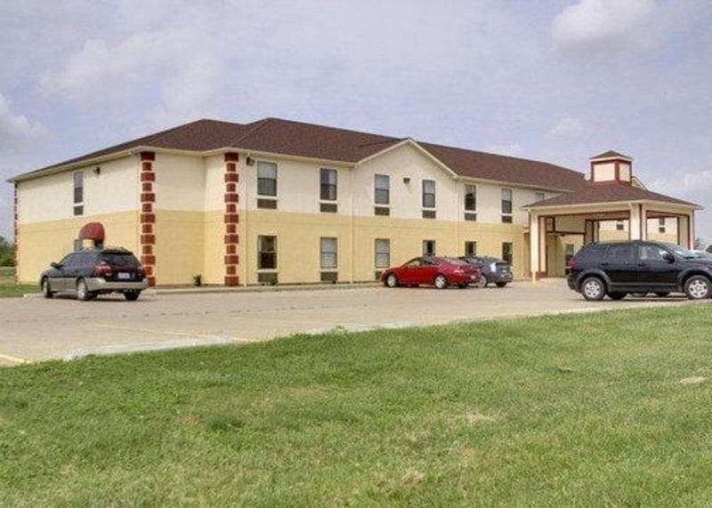 Quality Inn photo 1