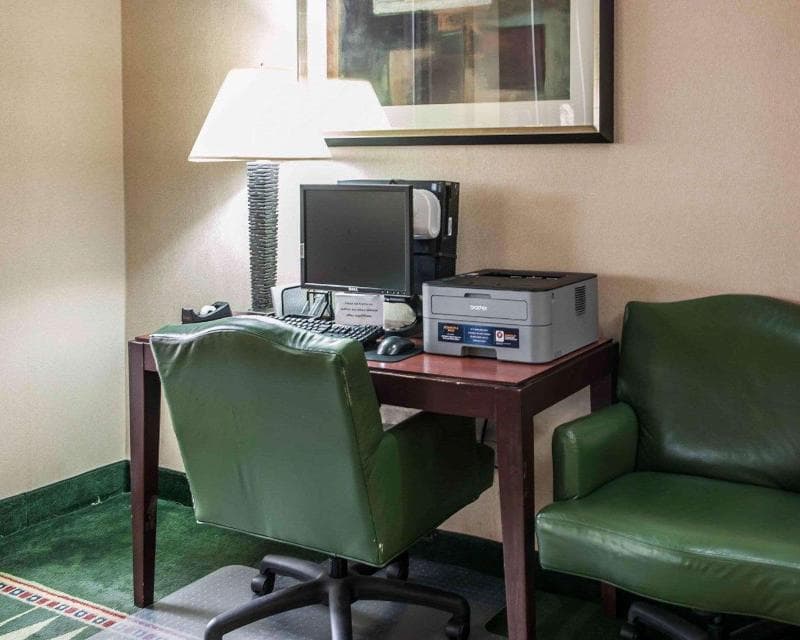 Quality Inn And Suites Goshen Area photo 1
