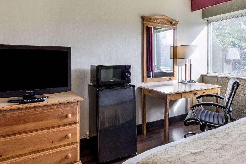 Clarion Inn Seekonk - Providence 4