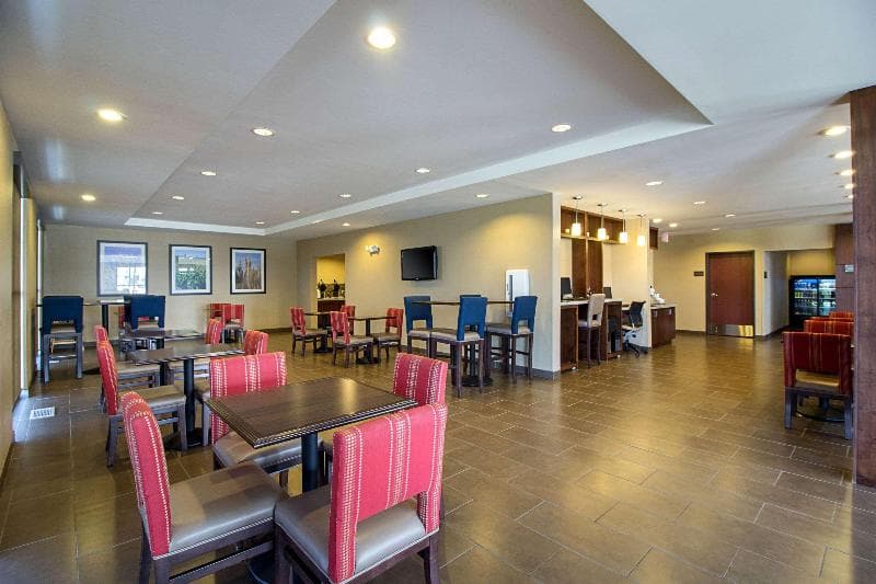 Comfort Suites & Conference Center 3
