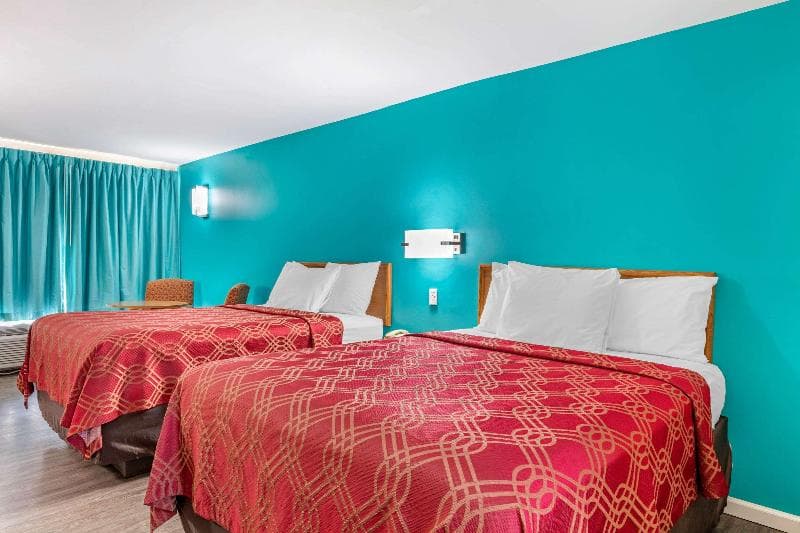 Econo Lodge Kosciusko 2