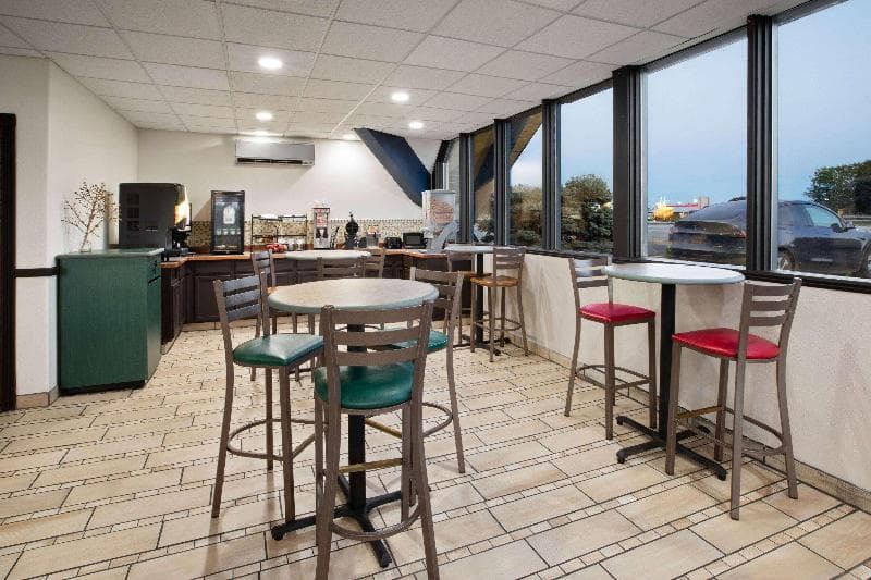 Baymont By Wyndham Bay City 2