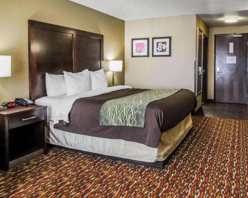 Comfort Inn & Suites West Artesia 2