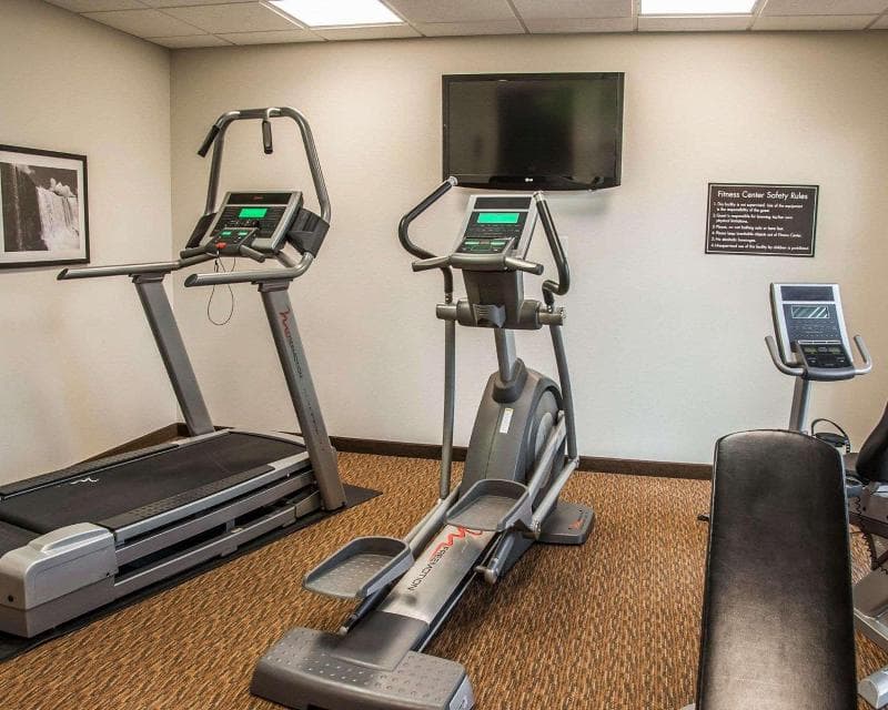 Sleep Inn & Suites Bismarck 2