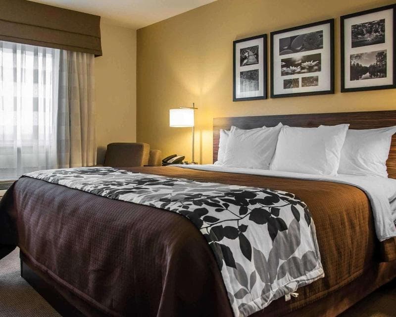 Sleep Inn & Suites Bismarck 4