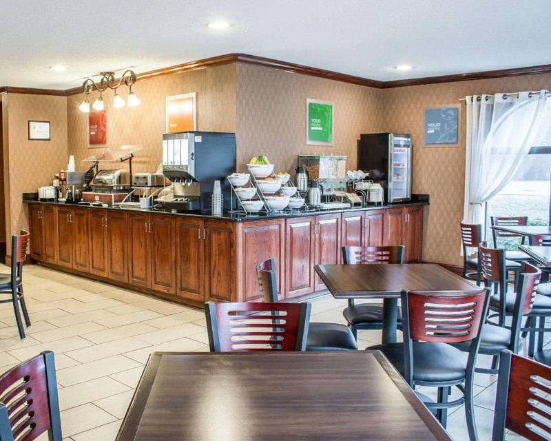 Comfort Inn Vander 2