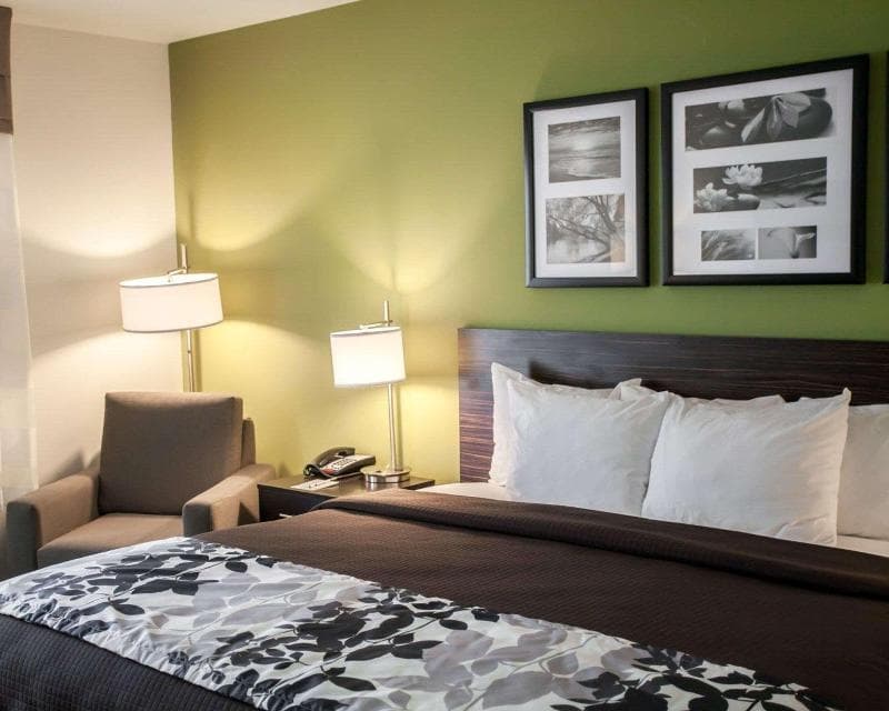 Sleep Inn & Suites Gulfport 4