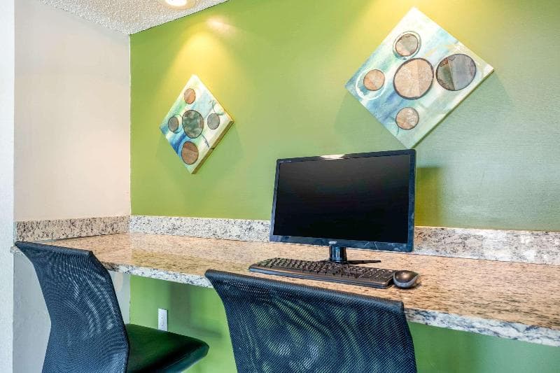 Quality Inn Leesburg Chain Of Lakes photo 1
