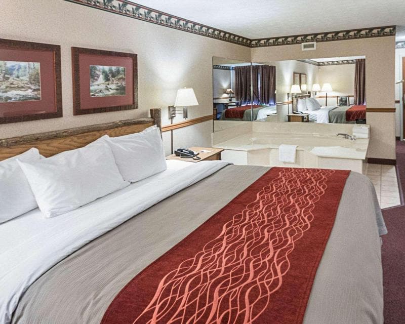 Quality Inn And Suites 4