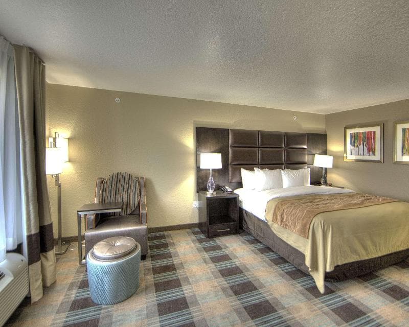 Comfort Inn & Suites Fort Worth West 4