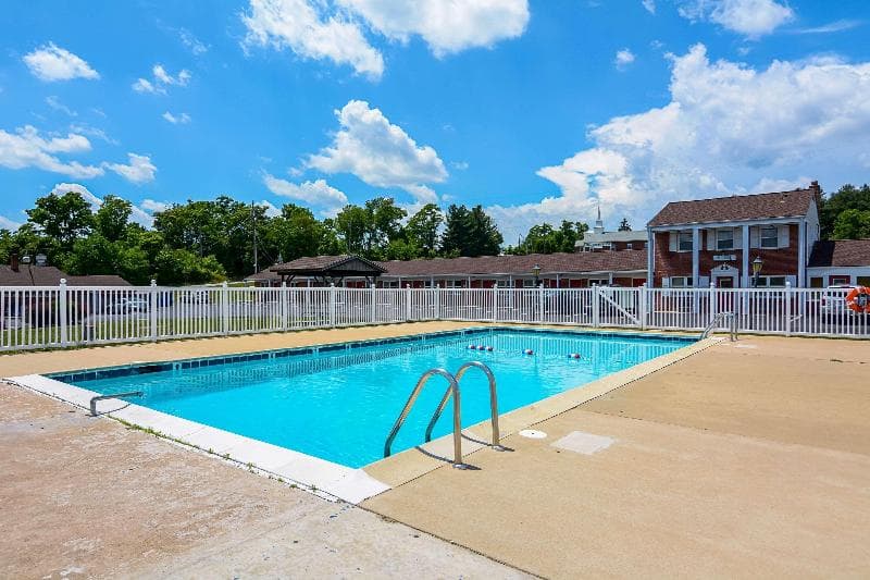 Econo Lodge Woodstock - Shenandoah Valley I-81 5