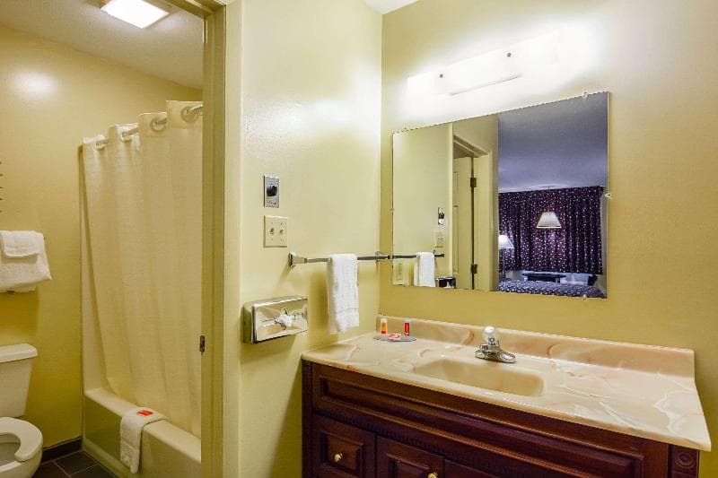 Econo Lodge Woodstock - Shenandoah Valley I-81 3