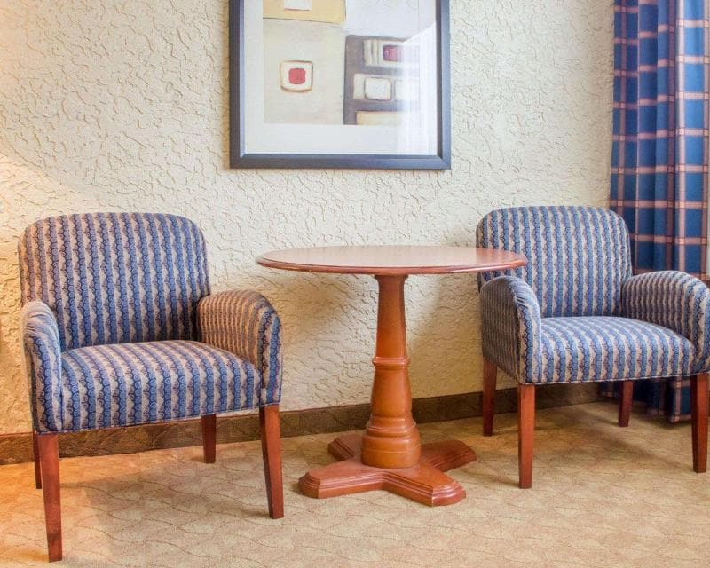 Econo Lodge Broken Arrow - Tulsa 3