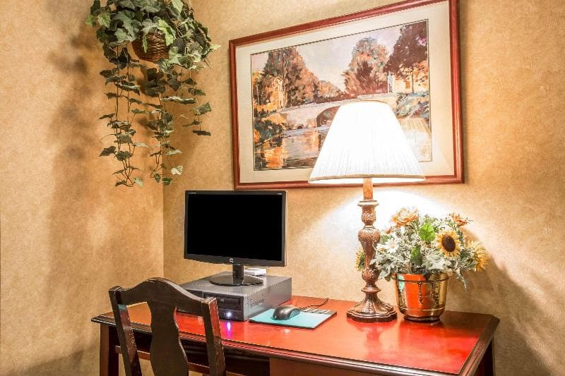 Quality Inn Greeneville photo 1