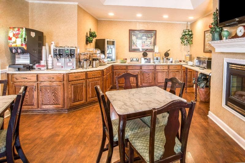 Quality Inn Greeneville 4