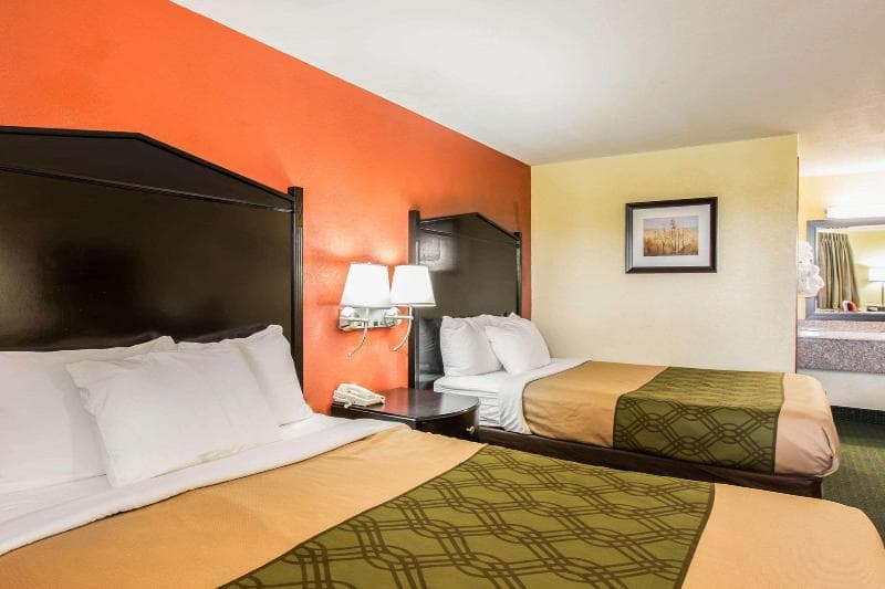 Econo Lodge Kingsport 3