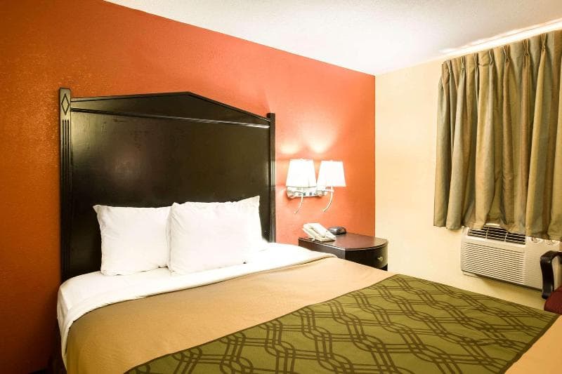 Econo Lodge Kingsport 4