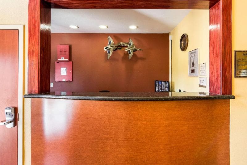 Econo Lodge Inn And Suites Little Rock Sw 5