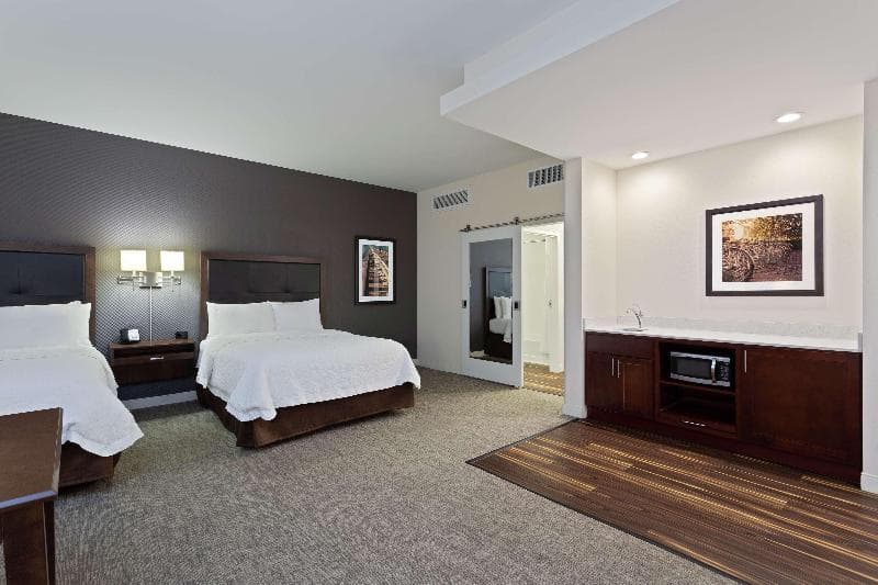 Hampton Inn & Suites Richmond - Downtown 5