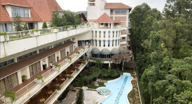 Golf Course Hotel photo 1