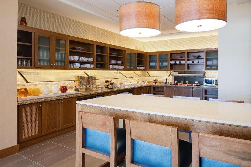 Hyatt Place Kansas City/Lenexa 4