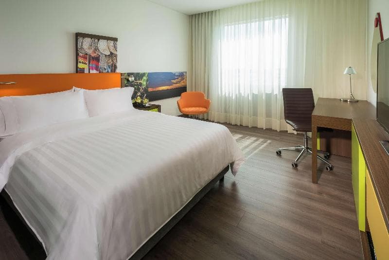 Hampton By Hilton Yopal 5