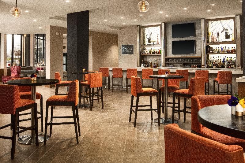 Crowne Plaza Market Center 2