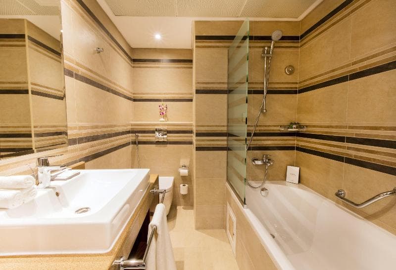 Coral Muscat Hotel & Apartments 5