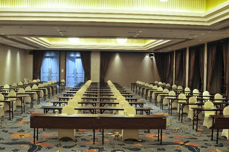 Swiss-Belinn Saripetojo Solo 4